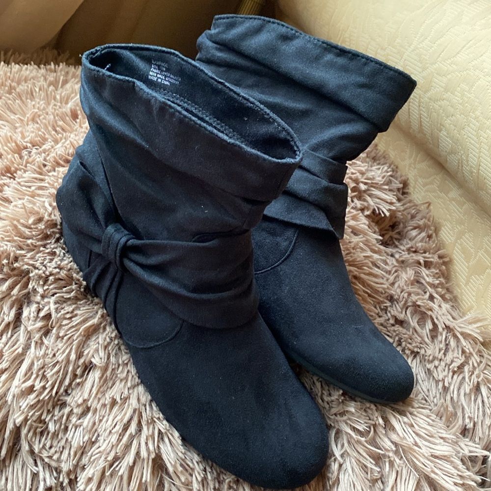 Rampage Black Velvet booties shoes boots womans 7.5